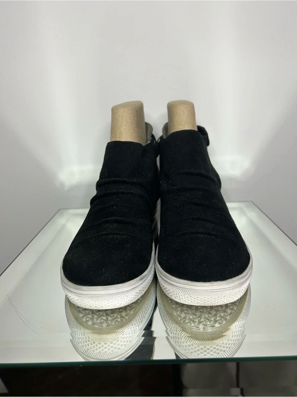 KANGNAI Navy and Grey Preppy Sporty Wedge Sneaker W/Velcro Closure
